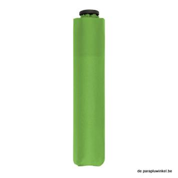 superlight umbrella light green, closed